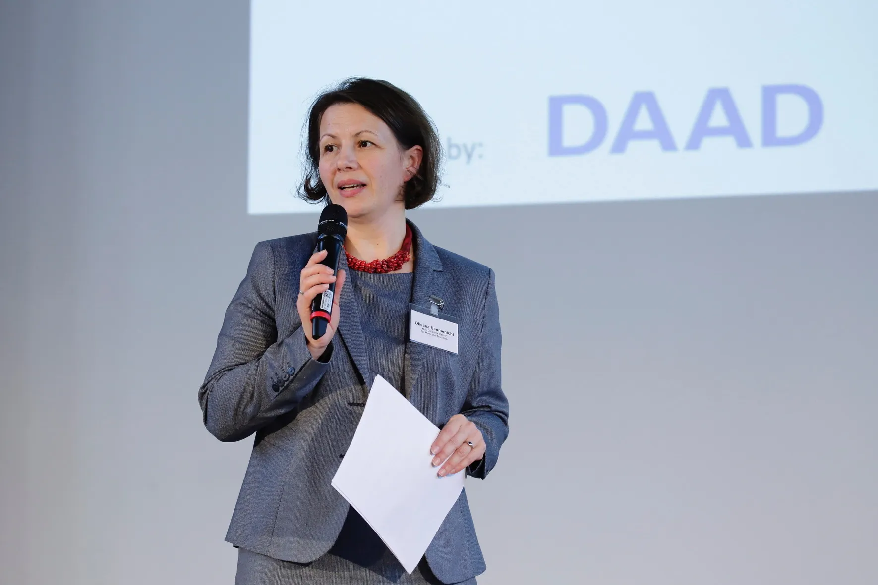 Оксана Зойменіхт